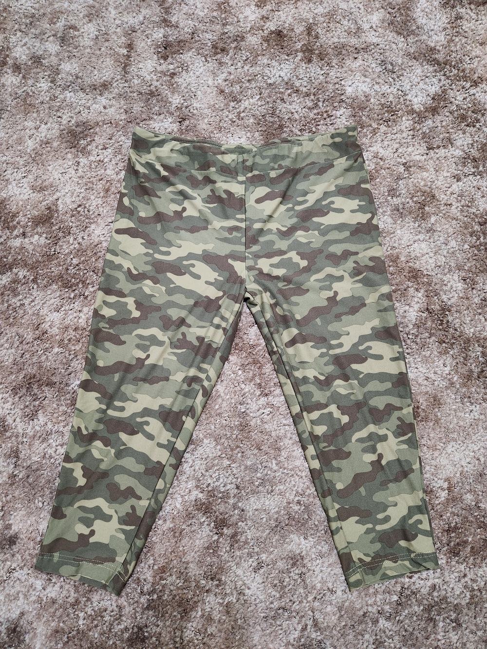 Camo Capri Leggings - Olive Camo